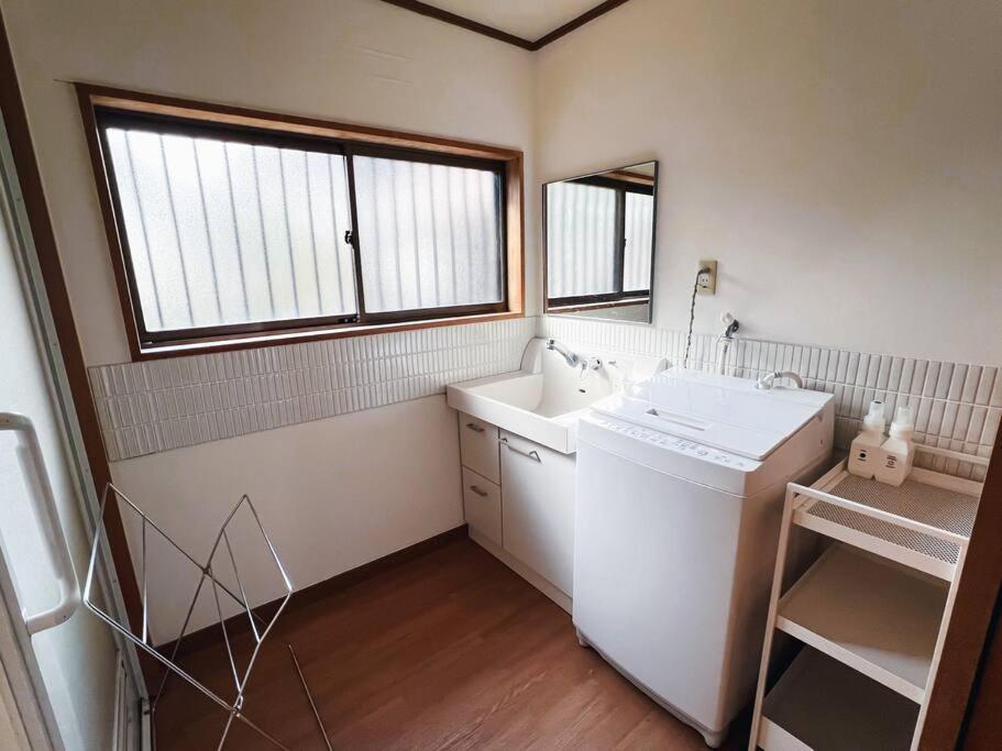Apartament ひねもす101:宇野駅から車で5分 直島へ 最大8名様 古民家 Tamana Zewnętrze zdjęcie